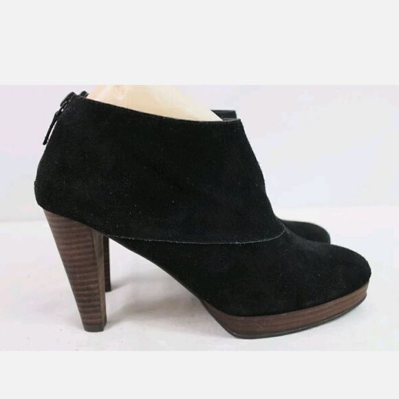 COLE HAAN BLACK SUEDE PLATFORM ANKLE BOOT BOTTIES STACKED HEELS SZ 7.5B. - Picture 1 of 10